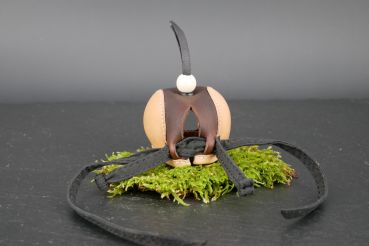 Handgefertigte Haube auf Maß